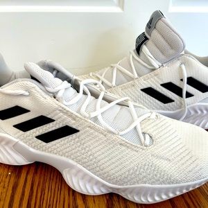 Adidas Pro Bounce 2018. Size 15